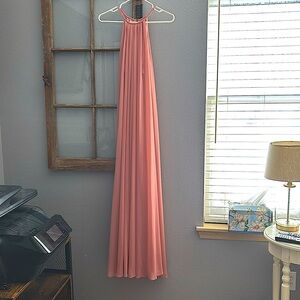 Size 10 David’s Bridal dress. Perfect for Prom or a bridesmaids dress